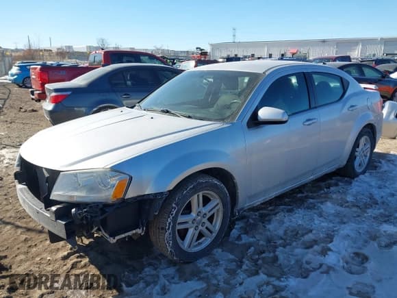 ✅ 2011 Dodge Avenger Mainstreet • VIN: 1B3BD1FB2BN528402 • Лот: 41425207. Опубликован ранее на IAAI с пробегом 179 594 миль. Бесплатный доступ к архиву аукционных продаж из США и подробный отчёт об истории автомобиля на DreamBid. Изображение 2.