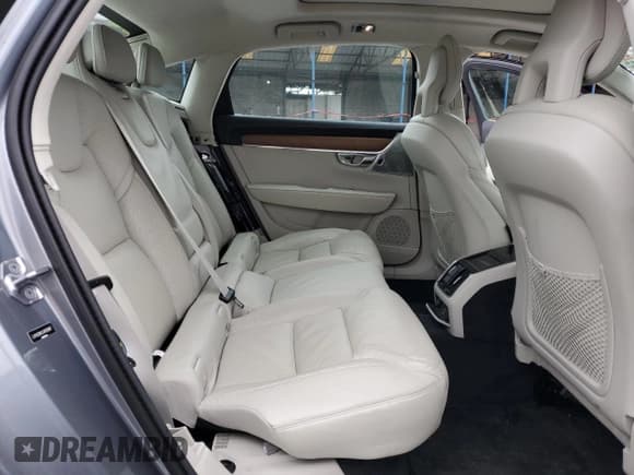 ✅ 2018 Volvo S90 Inscription • VIN: LVYA22ML5JP055687 • Lot: 44168454. Wystawiony na Copart z przebiegiem 79 362 mil. Bezpłatny archiwum sprzedaży aukcyjnych z USA i szczegółowy raport historii pojazdu na DreamBid. Zdjęcie 10.