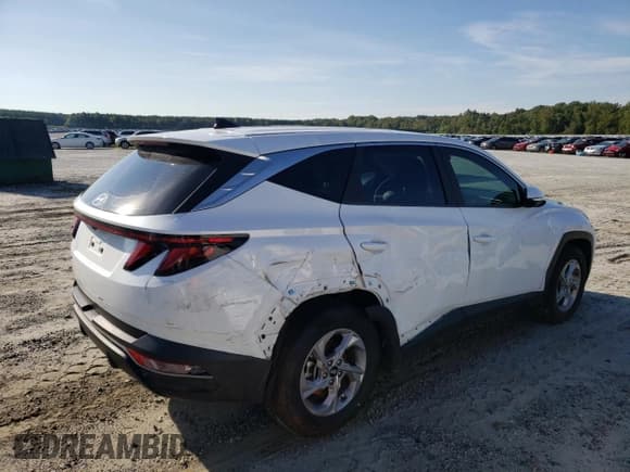 ✅ 2022 Hyundai Tucson SE • VIN: 5NMJA3AE1NH053830 • Lot: 69658644. Wystawiony na Copart z przebiegiem 29 476 mil. Bezpłatny archiwum sprzedaży aukcyjnych z USA i szczegółowy raport historii pojazdu na DreamBid. Zdjęcie 3.