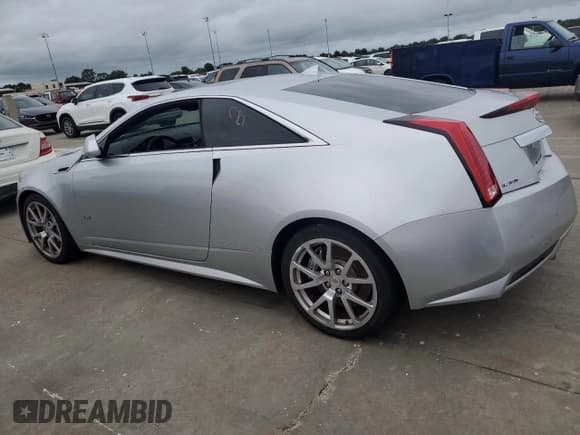 ✅ 2011 Cadillac CTS-V • VIN: 1G6DV1EP4B0100008 • Lot: 75086454. Listed on Copart with Not provided. Free auction sales archive from the USA and detailed vehicle history report at DreamBid. Image 2.