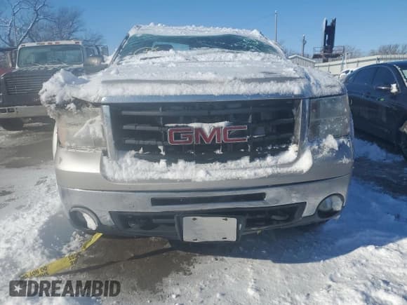 ✅ 2007 GMC Sierra 2500HD SLE1 • VIN: 1GTHK29K87E518402 • Лот: 88027635. Опубликован ранее на Copart с пробегом 148 128 миль. Бесплатный доступ к архиву аукционных продаж из США и подробный отчёт об истории автомобиля на DreamBid. Изображение 5.