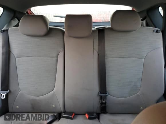 ✅ 2015 Hyundai Accent GS • VIN: KMHCT5AE0FU215998 • Лот: 80043054. Опубликован ранее на Copart с пробегом 76 676 миль. Бесплатный доступ к архиву аукционных продаж из США и подробный отчёт об истории автомобиля на DreamBid. Изображение 10.