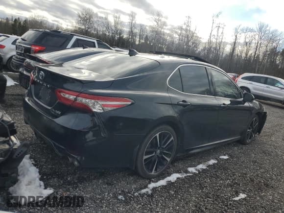 ✅ 2018 Toyota Camry XSE • VIN: 4T1B61HK2JU032229 • Lot: 91873845. Listed on Copart with 227,898 mi. Free auction sales archive from the USA and detailed vehicle history report at DreamBid. Image 3.