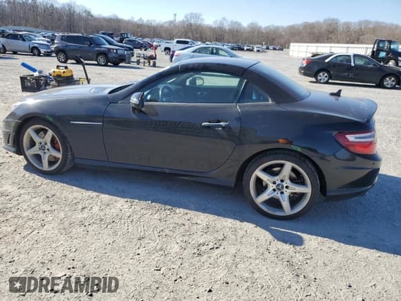 ✅ 2014 Mercedes-Benz SLK 250 • VIN: WDDPK4HA1EF083011 • Лот: 43931645. Опубликован ранее на Copart с пробегом 102 146 миль. Бесплатный доступ к архиву аукционных продаж из США и подробный отчёт об истории автомобиля на DreamBid. Изображение 2.