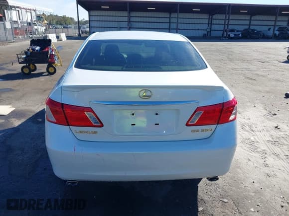 ✅ 2007 Lexus ES 330 • VIN: JTHBJ46G472122939 • Лот: 43645344. Опубликован ранее на IAAI с пробегом 120 754 миль. Бесплатный доступ к архиву аукционных продаж из США и подробный отчёт об истории автомобиля на DreamBid. Изображение 16.