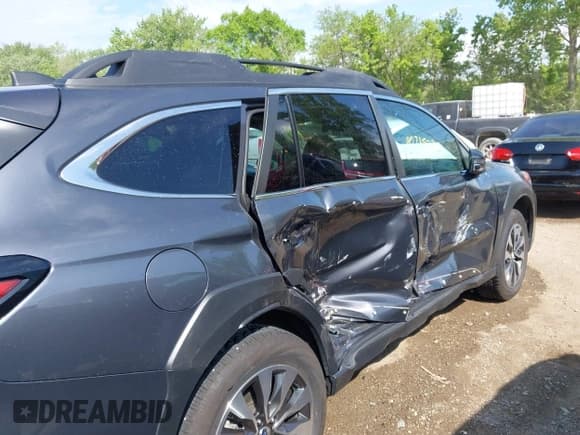 ✅ 2024 Subaru Outback Limited • VIN: 4S4BTANCXR3191118 • Lot: 42215734. Listed on IAAI with 12,634 mi. Free auction sales archive from the USA and detailed vehicle history report at DreamBid. Image 6.