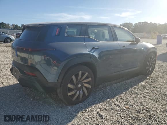 ✅ 2023 Fisker Ocean Extreme • VIN: VCF1EBU20PG008274 • Lot: 89826445. Listed on Copart with 6,358 mi. Free auction sales archive from the USA and detailed vehicle history report at DreamBid. Image 3.