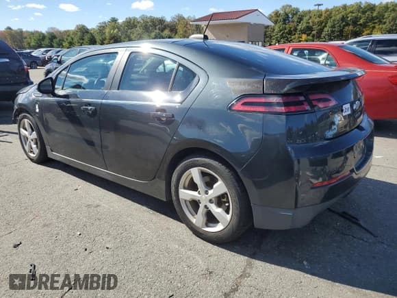 ✅ 2015 Chevrolet Volt • VIN: 1G1RC6E49FU122234 • Lot: 74316134. Wystawiony na Copart z przebiegiem 69 125 mil. Bezpłatny archiwum sprzedaży aukcyjnych z USA i szczegółowy raport historii pojazdu na DreamBid. Zdjęcie 2.