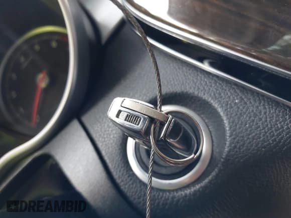 ✅ 2016 Mercedes-Benz GLC 300 • VIN: WDC0G4JBXGF033897 • Lot: 39965363. Wystawiony na IAAI z przebiegiem 114 093 mil. Bezpłatny archiwum sprzedaży aukcyjnych z USA i szczegółowy raport historii pojazdu na DreamBid. Zdjęcie 11.