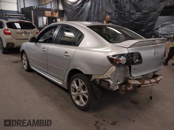 ✅ 2008 Mazda 3 S Touring • VIN: JM1BK324081788319 • Lot: 37917371. Wystawiony na IAAI z przebiegiem 146 462 mil. Bezpłatny archiwum sprzedaży aukcyjnych z USA i szczegółowy raport historii pojazdu na DreamBid. Zdjęcie 3.