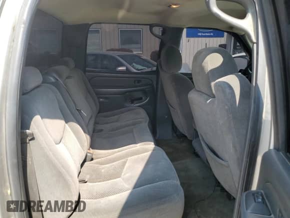 ✅ 2006 Chevrolet Silverado 1500 LT1 • VIN: 2GCEK13T961130173 • Lot: 69500414. Wystawiony na Copart z przebiegiem 195 532 mil mil. Skorzystaj z bezpłatnego archiwum sprzedaży aukcyjnych z USA i zobacz szczegółowy raport historii pojazdu na DreamBid. Zdjęcie 10.