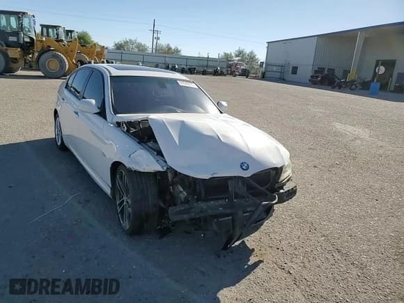 ✅ 2010 BMW 3 Series 328i • VIN: WBAPH7G56ANM52893 • Lot: 91045015. Listed on Copart with 203,854 mi. Free auction sales archive from the USA and detailed vehicle history report at DreamBid. Image 14.