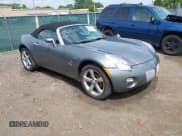 ✅ 2006 Pontiac Solstice • VIN: 1G2MB33B06Y110636 • Lot: 42521520. Wystawiony na IAAI z przebiegiem 71 955 mil. Bezpłatny archiwum sprzedaży aukcyjnych z USA i szczegółowy raport historii pojazdu na DreamBid. Zdjęcie 1.