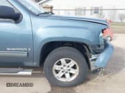 ✅ 2008 GMC Sierra 1500 SLE2 • VIN: 2GTEK190381244041 • Lot: 41785960. Listed on IAAI with 159,028 mi. Free auction sales archive from the USA and detailed vehicle history report at DreamBid. Image 18.