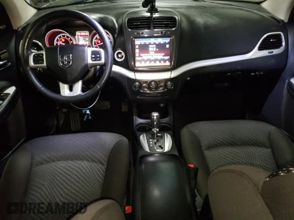 ✅ 2015 Dodge Journey SXT • VIN: 3C4PDDBG2FT749088 • Lot: 91169925. Wystawiony na Copart z przebiegiem 91 090 mil. Bezpłatny archiwum sprzedaży aukcyjnych z USA i szczegółowy raport historii pojazdu na DreamBid. Zdjęcie 8.