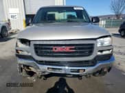 ✅ 2004 GMC Sierra 2500HD SLE • VIN: 1GTHK29284E265643 • Lot: 49852035. Listed on Copart with 205,897 mi. Free auction sales archive from the USA and detailed vehicle history report at DreamBid. Image 5.