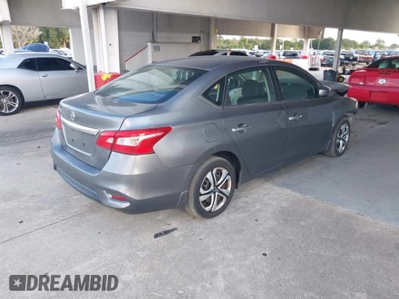 ✅ 2016 Nissan Sentra SL • VIN: 3N1AB7AP4GY225396 • Lot: 43653068. Wystawiony na IAAI z przebiegiem 128 618 mil. Bezpłatny archiwum sprzedaży aukcyjnych z USA i szczegółowy raport historii pojazdu na DreamBid. Zdjęcie 4.