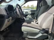 ✅ 2016 Ford F-150 XL • VIN: 1FTMF1E80GKE78809 • Lot: 82128535. Wystawiony na Copart z przebiegiem 117 544 mil. Bezpłatny archiwum sprzedaży aukcyjnych z USA i szczegółowy raport historii pojazdu na DreamBid. Zdjęcie 7.