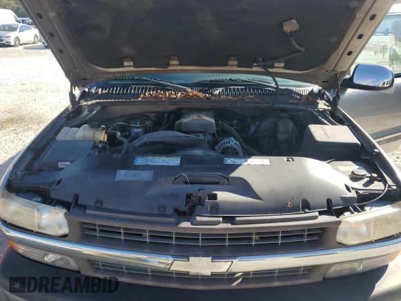 ✅ 2000 Chevrolet Silverado 1500 LS • VIN: 2GCEC19T1Y1360894 • Lot: 91810005. Listed on Copart with 144,387 mi. Free auction sales archive from the USA and detailed vehicle history report at DreamBid. Image 11.