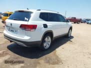 ✅ 2019 Volkswagen Atlas SE • VIN: 1V2WR2CAXKC522408 • Lot: 42684633. Wystawiony na IAAI z przebiegiem 126 337 mil. Bezpłatny archiwum sprzedaży aukcyjnych z USA i szczegółowy raport historii pojazdu na DreamBid. Zdjęcie 4.