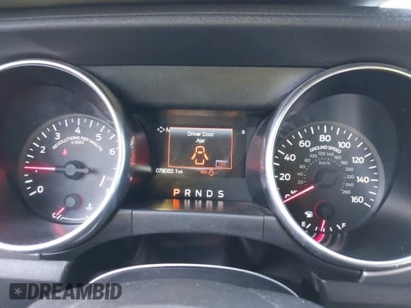 ✅ 2019 Ford Mustang GT • VIN: 1FA6P8CFXK5110022 • Lot: 42824820. Wystawiony na IAAI z przebiegiem 78 052 mil. Bezpłatny archiwum sprzedaży aukcyjnych z USA i szczegółowy raport historii pojazdu na DreamBid. Zdjęcie 7.