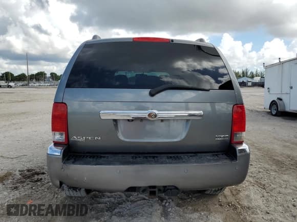 ✅ 2008 Chrysler Aspen Limited • VIN: 1A8HX58218F147415 • Лот: 62481415. Опубликован ранее на Copart с пробегом 217 289 миль. Бесплатный доступ к архиву аукционных продаж из США и подробный отчёт об истории автомобиля на DreamBid. Изображение 6.