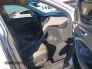 ✅ 2015 Hyundai Santa Fe Limited • VIN: KM8SRDHF1FU116691 • Лот: 43631175. Опубликован ранее на IAAI с пробегом 130 323 миль. Бесплатный доступ к архиву аукционных продаж из США и подробный отчёт об истории автомобиля на DreamBid. Изображение 5.