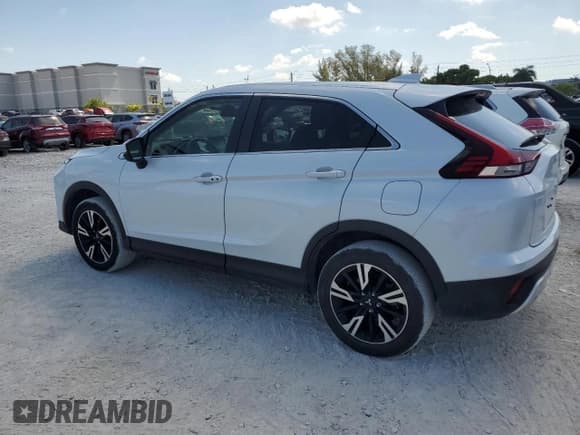 ✅ 2024 Mitsubishi Eclipse Cross SE • VIN: JA4ATWAA1RZ003224 • Lot: 57917535. Listed on Copart with 32,883 mi. Free auction sales archive from the USA and detailed vehicle history report at DreamBid. Image 2.