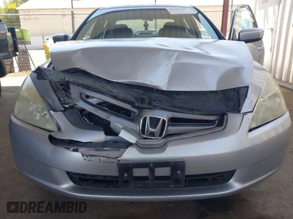 ✅ 2004 Honda Accord LX • VIN: 1HGCM55304A042445 • Lot: 42565197. Listed on IAAI with 161,445 mi. Free auction sales archive from the USA and detailed vehicle history report at DreamBid. Image 6.