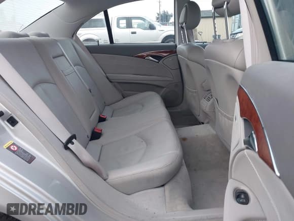 ✅ 2003 Mercedes-Benz E 320 • VIN: WDBUF65JX3A259273 • Лот: 43781699. Опубликован ранее на IAAI с пробегом 90 514 миль. Бесплатный доступ к архиву аукционных продаж из США и подробный отчёт об истории автомобиля на DreamBid. Изображение 8.