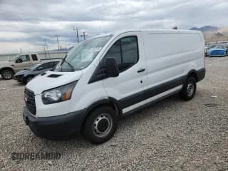 ✅ 2018 Ford Transit • VIN: 1FTYR1ZG9JKB28984 • Лот: 70345795. Опубликован ранее на Copart с пробегом Не указан. Бесплатный доступ к архиву аукционных продаж из США и подробный отчёт об истории автомобиля на DreamBid. Изображение 1.