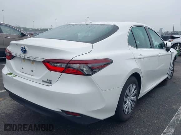 2021 Toyota Camry Hybrid LE with VIN 4T1C31AK8MU565617, listed as a IAAI auction lot 42260273 with 40,860 mi miles and . Bid and sale history available at DreamBid. Image 4.