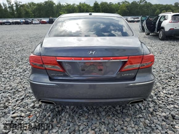 ✅ 2011 Hyundai Azera Limited • VIN: KMHFC4DFXBA525745 • Lot: 63046015. Listed on Copart with 97,627 mi. Free auction sales archive from the USA and detailed vehicle history report at DreamBid. Image 6.