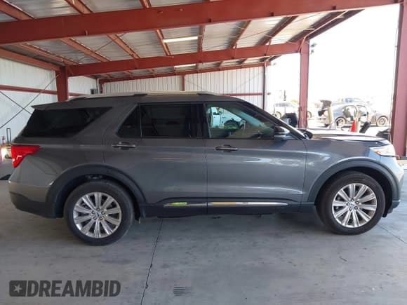 ✅ 2024 Ford Explorer Limited • VIN: 1FMSK8FHXRGA39340 • Lot: 42541569. Wystawiony na IAAI z przebiegiem 5 954 mil. Bezpłatny archiwum sprzedaży aukcyjnych z USA i szczegółowy raport historii pojazdu na DreamBid. Zdjęcie 13.