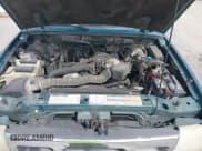 ✅ 1998 Ford Ranger XL • VIN: 1FTZR15U7WTA34197 • Lot: 43223464. Wystawiony na IAAI z przebiegiem 175 684 mil. Bezpłatny archiwum sprzedaży aukcyjnych z USA i szczegółowy raport historii pojazdu na DreamBid. Zdjęcie 10.