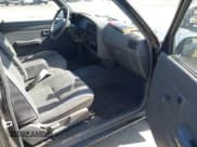 ✅ 1994 Toyota Pickup DX • VIN: JT4RN93P4R5110863 • Лот: 42235081. Опубликован ранее на IAAI с пробегом 217 506 миль. Бесплатный доступ к архиву аукционных продаж из США и подробный отчёт об истории автомобиля на DreamBid. Изображение 5.