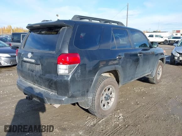✅ 2013 Toyota 4Runner SR5 • VIN: JTEBU5JR7D5120955 • Lot: 43228120. Listed on IAAI with Not provided. Free auction sales archive from the USA and detailed vehicle history report at DreamBid. Image 4.