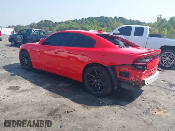 ✅ 2017 Dodge Charger R/T • VIN: 2C3CDXCT2HH523600 • Lot: 43218718. Wystawiony na IAAI z przebiegiem 150 019 mil. Bezpłatny archiwum sprzedaży aukcyjnych z USA i szczegółowy raport historii pojazdu na DreamBid. Zdjęcie 3.