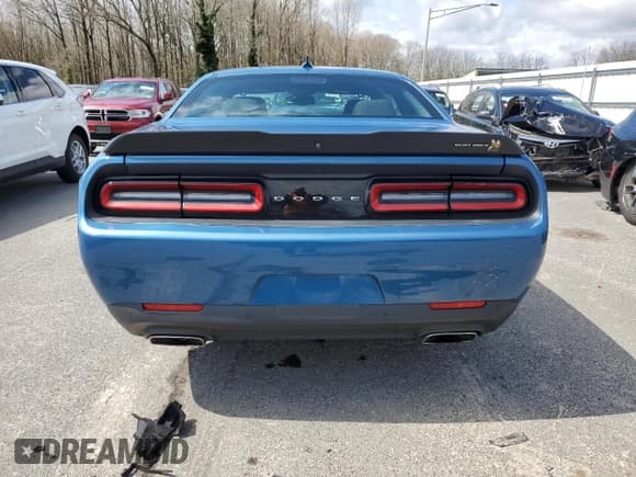 ✅ 2020 Dodge Challenger R/T Scat Pack • VIN: 2C3CDZFJ7LH221895 • Lot: 49176364. Wystawiony na Copart z przebiegiem 28 057 mil. Bezpłatny archiwum sprzedaży aukcyjnych z USA i szczegółowy raport historii pojazdu na DreamBid. Zdjęcie 6.