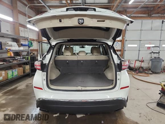 ✅ 2018 Nissan Murano SV • VIN: 5N1AZ2MH2JN185335 • Lot: 91929535. Listed on Copart with 101,163 mi. Free auction sales archive from the USA and detailed vehicle history report at DreamBid. Image 6.