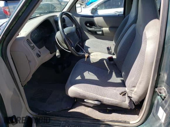 ✅ 1999 Ford Ranger XL • VIN: 1FTYR14C3XPA44174 • Lot: 64664084. Listed on Copart with 148,280 mi. Free auction sales archive from the USA and detailed vehicle history report at DreamBid. Image 7.