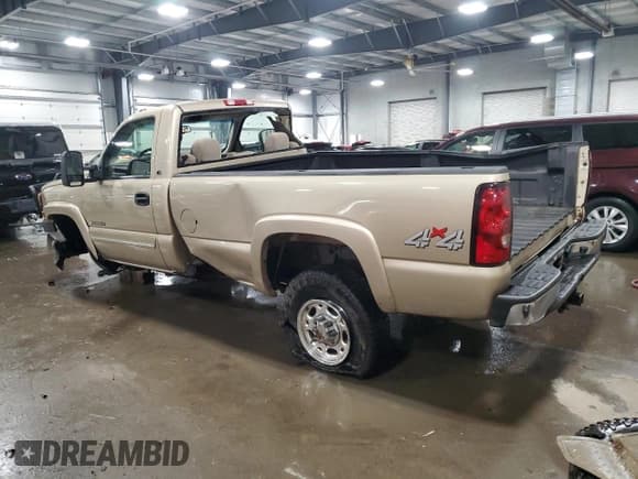 ✅ 2005 Chevrolet Silverado 2500HD • VIN: 1GCHK24G75E316859 • Лот: 91793985. Опубликован ранее на Copart с пробегом 83 397 миль. Бесплатный доступ к архиву аукционных продаж из США и подробный отчёт об истории автомобиля на DreamBid. Изображение 2.