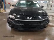 ✅ 2025 Hyundai Elantra SE • VIN: KMHLL4DG0SU945637 • Лот: 43088244. Опубликован ранее на IAAI с пробегом 11 766 миль. Бесплатный доступ к архиву аукционных продаж из США и подробный отчёт об истории автомобиля на DreamBid. Изображение 6.
