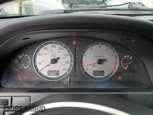 ✅ 2002 Nissan Maxima SE • VIN: JN1DA31DX2T452205 • Lot: 80838775. Wystawiony na Copart z przebiegiem 162 714 mil. Bezpłatny archiwum sprzedaży aukcyjnych z USA i szczegółowy raport historii pojazdu na DreamBid. Zdjęcie 9.