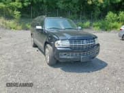 ✅ 2013 Lincoln Navigator • VIN: 5LMJJ3J54DEL03457 • Lot: 70335925. Listed on Copart with 204,006 mi. Free auction sales archive from the USA and detailed vehicle history report at DreamBid. Image 14.