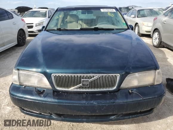 ✅ 1998 Volvo S70 • VIN: YV1LS5675W3511553 • Lot: 75102454. Wystawiony na Copart z przebiegiem Nie podano. Bezpłatny archiwum sprzedaży aukcyjnych z USA i szczegółowy raport historii pojazdu na DreamBid. Zdjęcie 5.