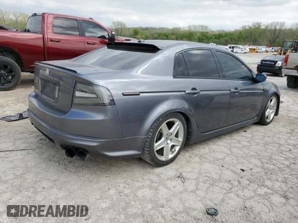 ✅ 2006 Acura TL • VIN: 19UUA655X6A076335 • Лот: 53347355. Опубликован ранее на Copart с пробегом 195 990 миль. Бесплатный доступ к архиву аукционных продаж из США и подробный отчёт об истории автомобиля на DreamBid. Изображение 3.