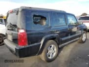 ✅ 2007 Jeep Commander Sport • VIN: 1J8HH48K57C587581 • Лот: 80295183. Опубликован ранее на Copart с пробегом 230 660 миль. Бесплатный доступ к архиву аукционных продаж из США и подробный отчёт об истории автомобиля на DreamBid. Изображение 3.
