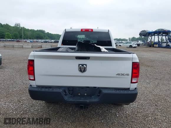 2016 Ram 1500 Express with VIN 1C6RR7FT5GS125377, listed as a IAAI auction lot 42434120 with 307,641 mi miles and . Bid and sale history available at DreamBid. Image 16.