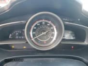 ✅ 2015 Mazda 3 i Touring • VIN: 3MZBM1V77FM233952 • Lot: 86654475. Wystawiony na Copart z przebiegiem 201 670 mil. Bezpłatny archiwum sprzedaży aukcyjnych z USA i szczegółowy raport historii pojazdu na DreamBid. Zdjęcie 9.